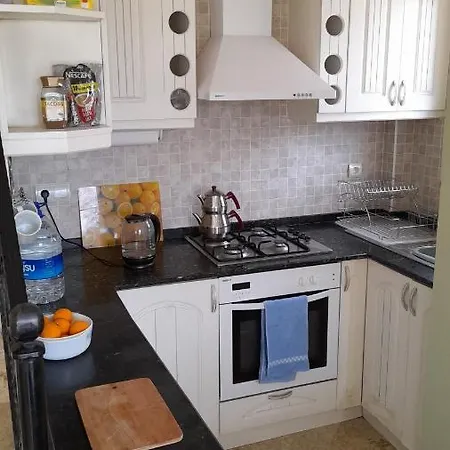 Spacious 3-Bed Apartment In Calis Beach Apartament