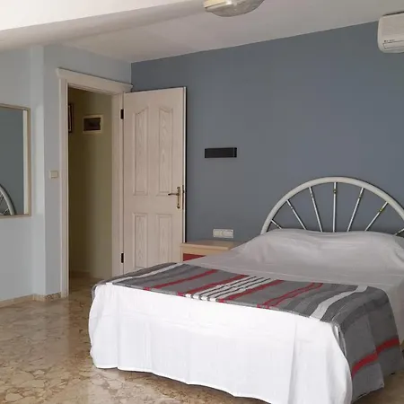 Apartament Spacious 3-Bed Apartment In Calis Beach *