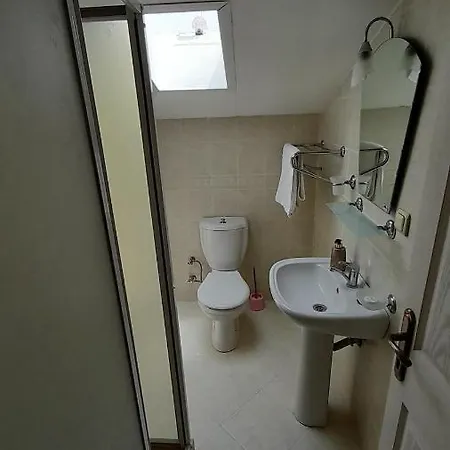 Spacious 3-Bed Apartment In Calis Beach Fethiye