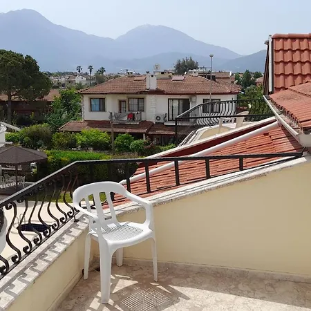Spacious 3-Bed Apartment In Calis Beach Apartment *
